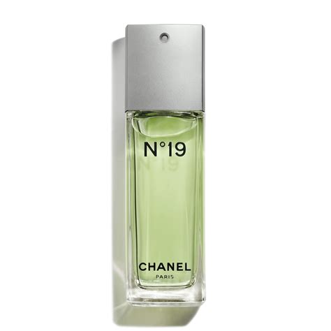 perfume chanel n 19|Chanel 19 perfume review.